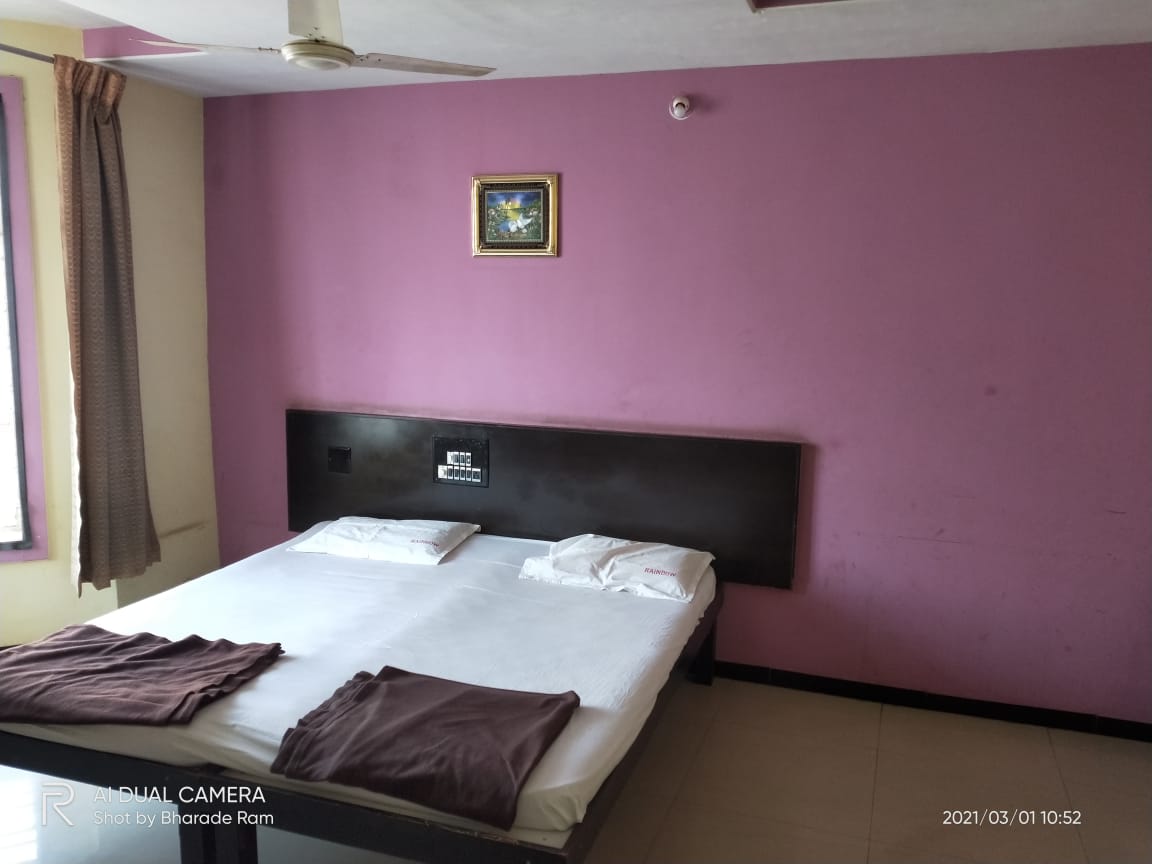 family hotels in maharashtra