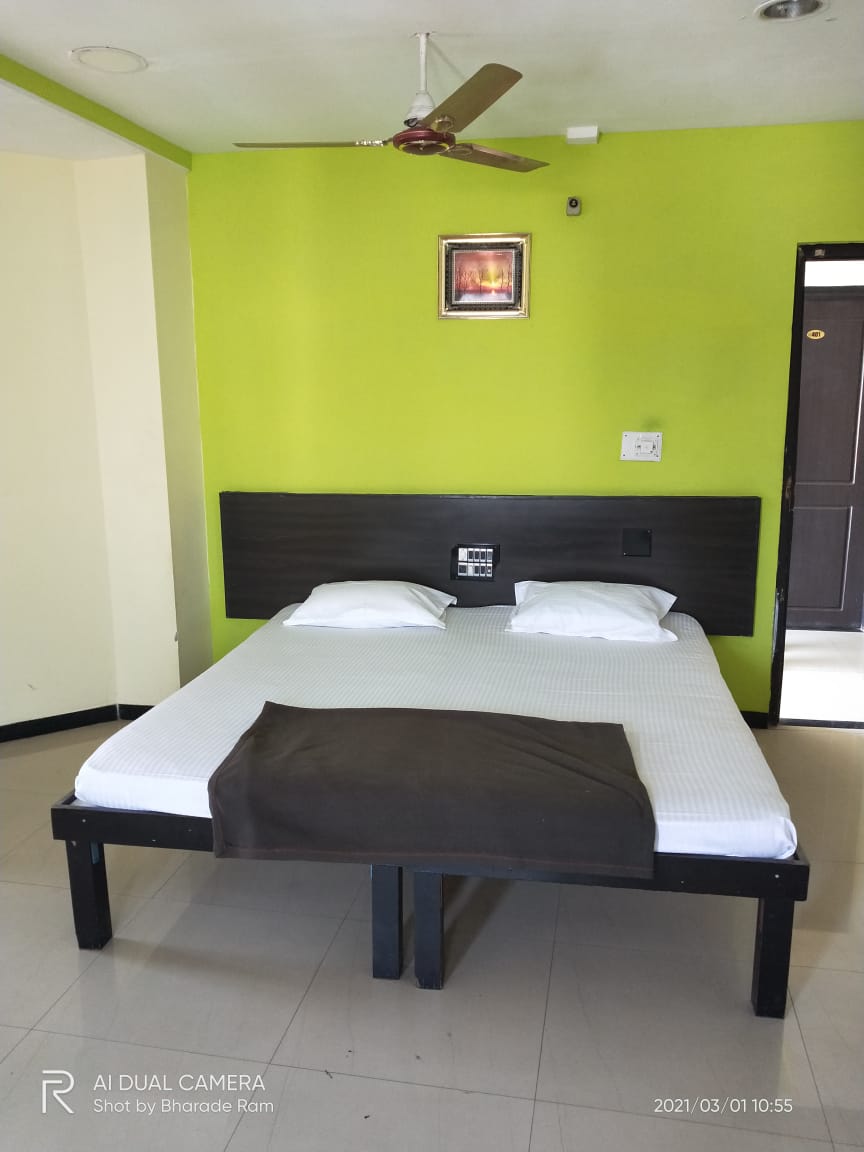 family hotels in maharashtra